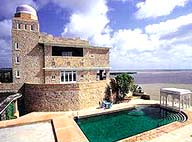 Sardar Samand Palace